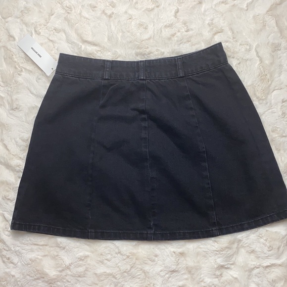 Urban Outfitters denim skirt - Picture 4 of 4